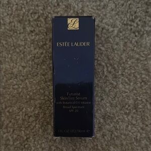 Estee Lauder Futurist SkinTint Serum with Gold Cap